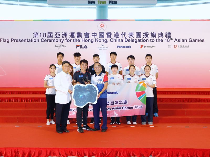 信興集團更送出一部LUMIX G DC-G9換鏡相機予交流團捕捉活動花絮。