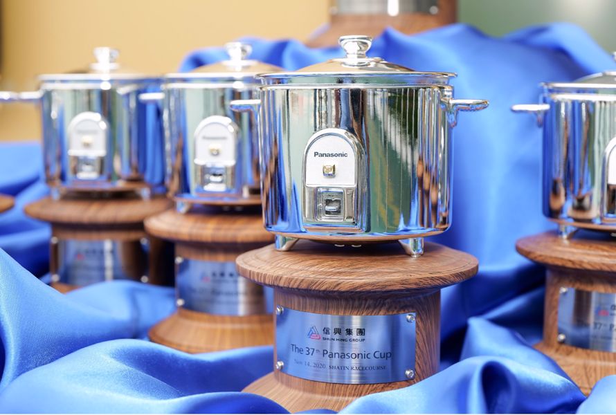 獎盃以最新的3D打印技術製作而成，並鑲以名貴鑽石作襯托。